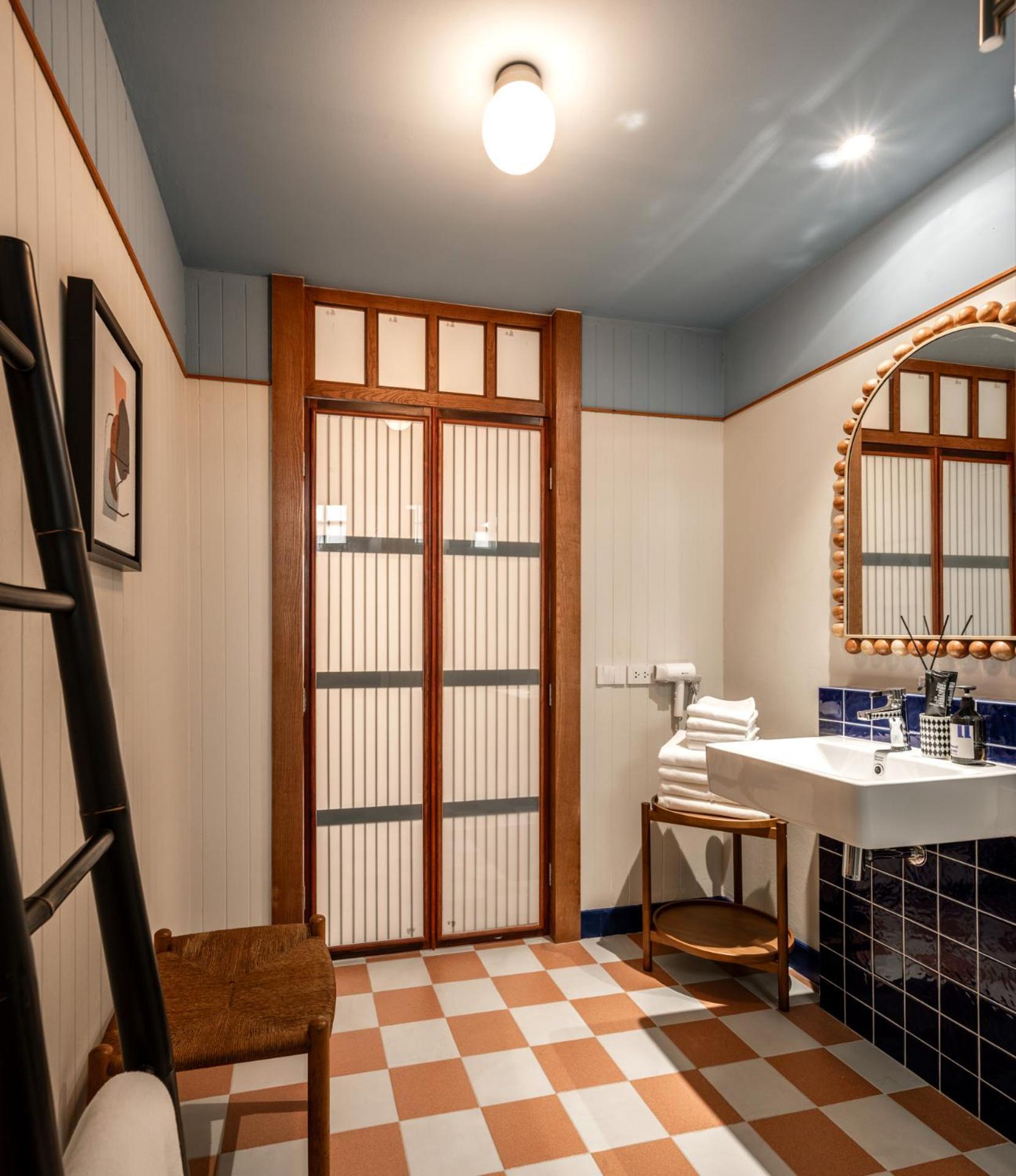 Blu Dock Restel Bangkok Eksteriør billede