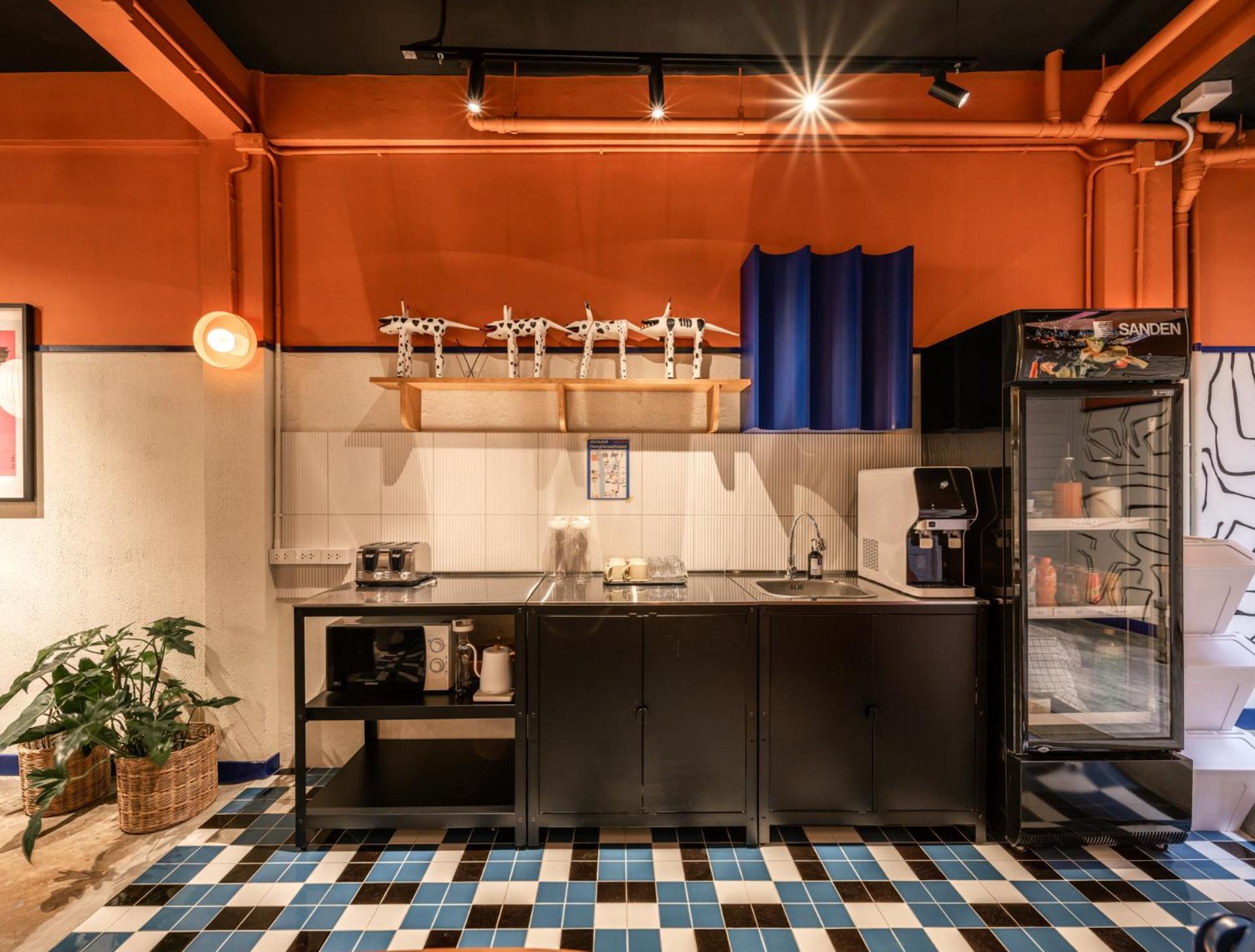 Blu Dock Restel Bangkok Eksteriør billede